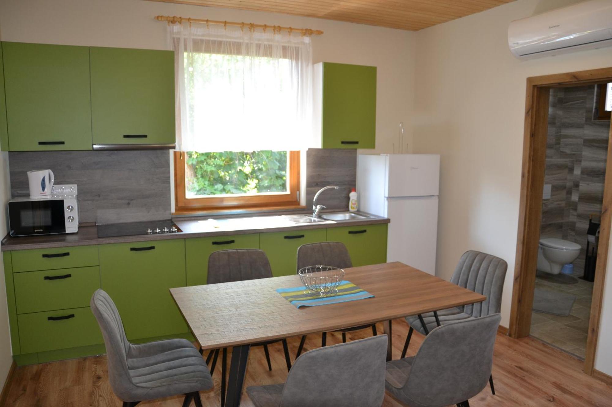 Fuerjes Apartmanhazak
