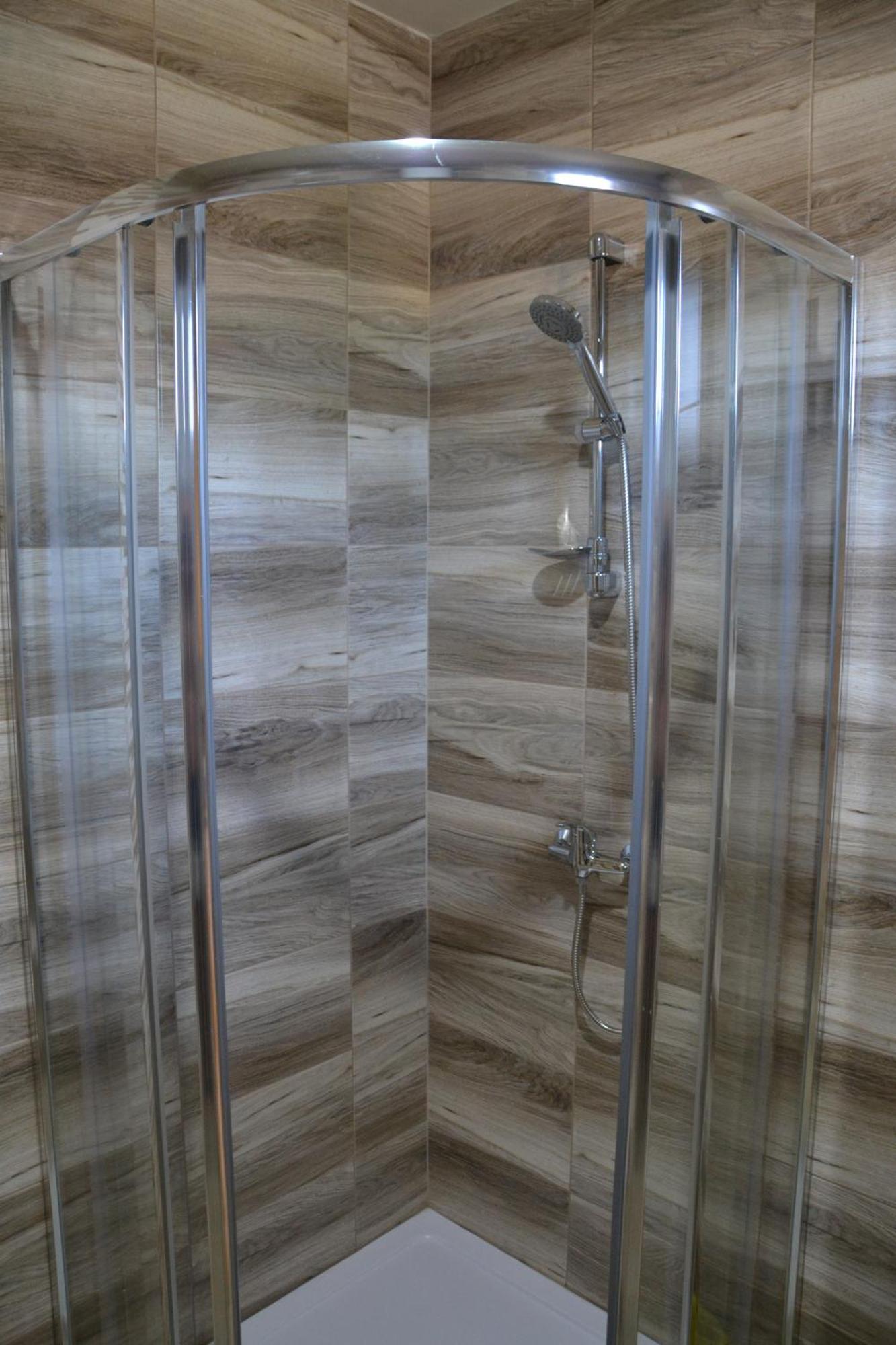 Fuerjes Apartmanhazak * Tiszafüred